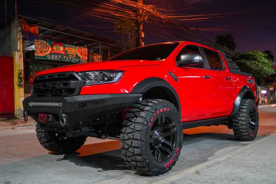 Formacar Ford Ranger Raptor Gets Slammed Onto 35 Inch Wheels