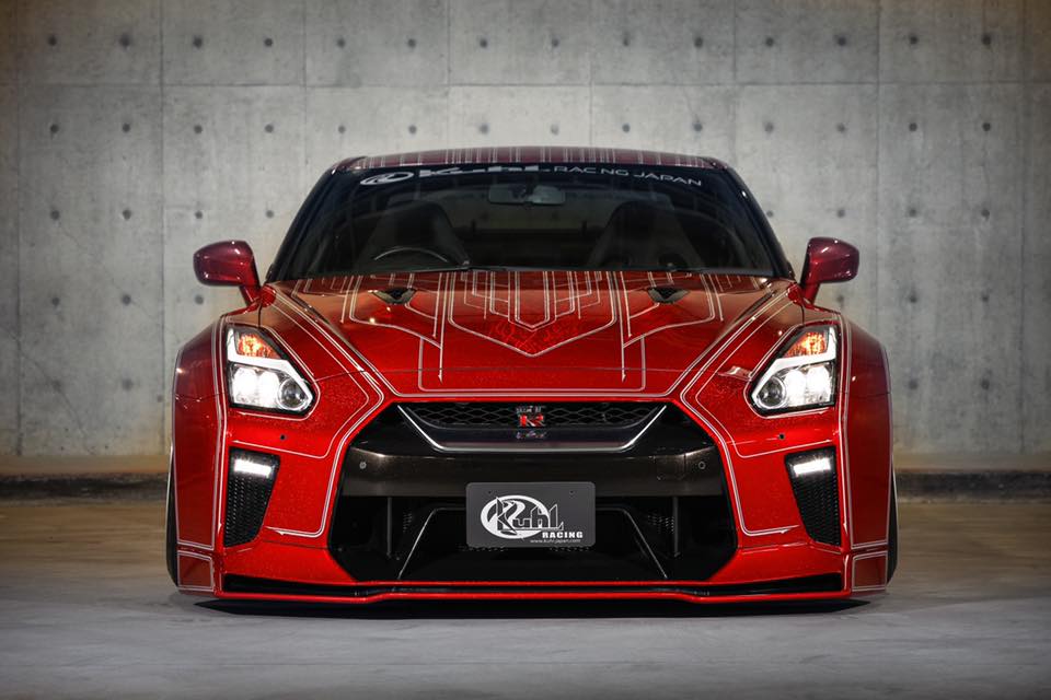 Р—РѕР»РѕС‚РѕР№ Nissan GTR Kuhl Racing