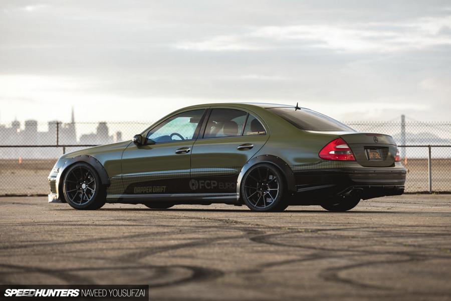 Мерседес е5 5 amg