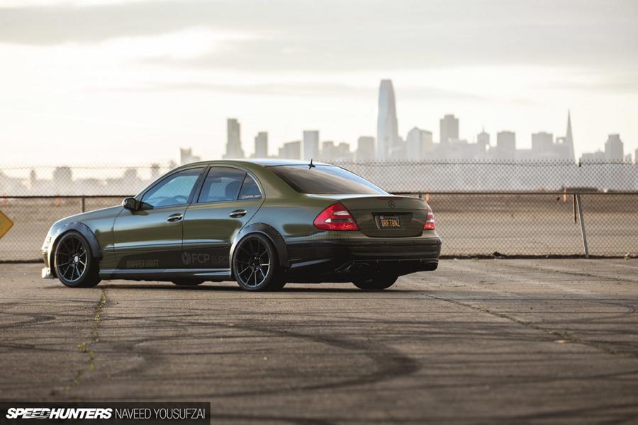 Мерседес е5 5 amg