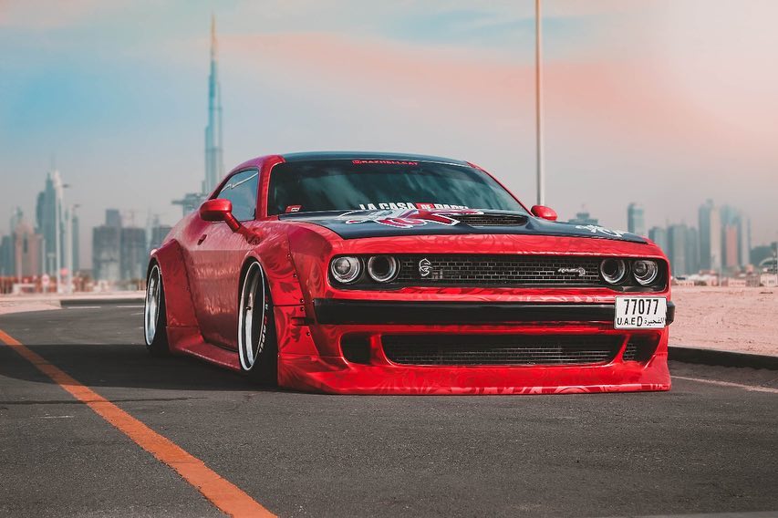 Clinched unveils a brutal-looking Dodge Challenger Hellcat body kit.