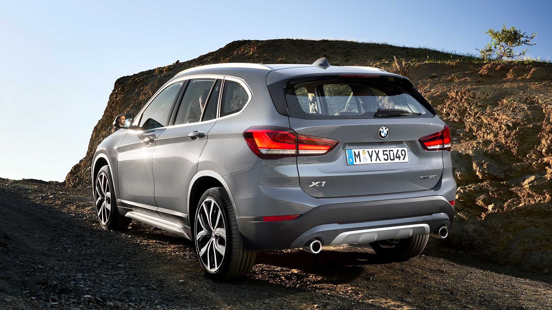 Bmw x1 комплектации и отличия