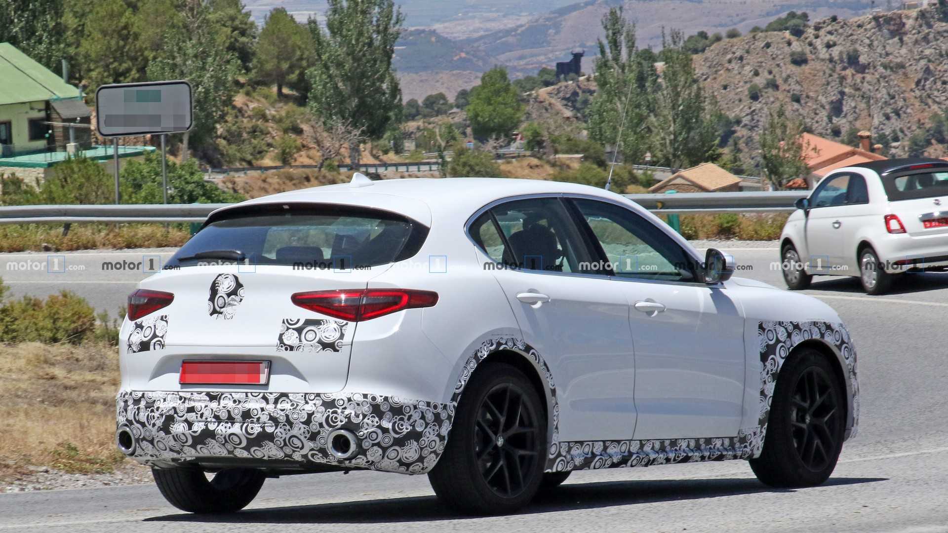 Formacar Alfa Romeo Stelvio Spotted Underway To A Facelift