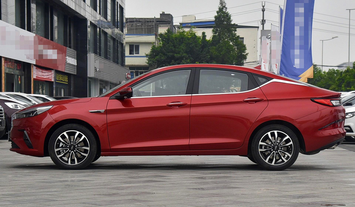 Jac лифтбек a5