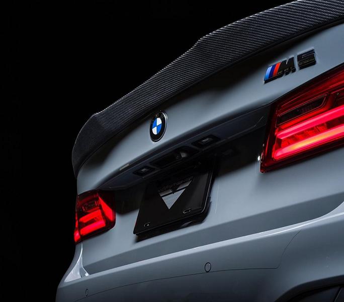 Formacar A Touch Of Carbon Fiber Renders The M5 In A New