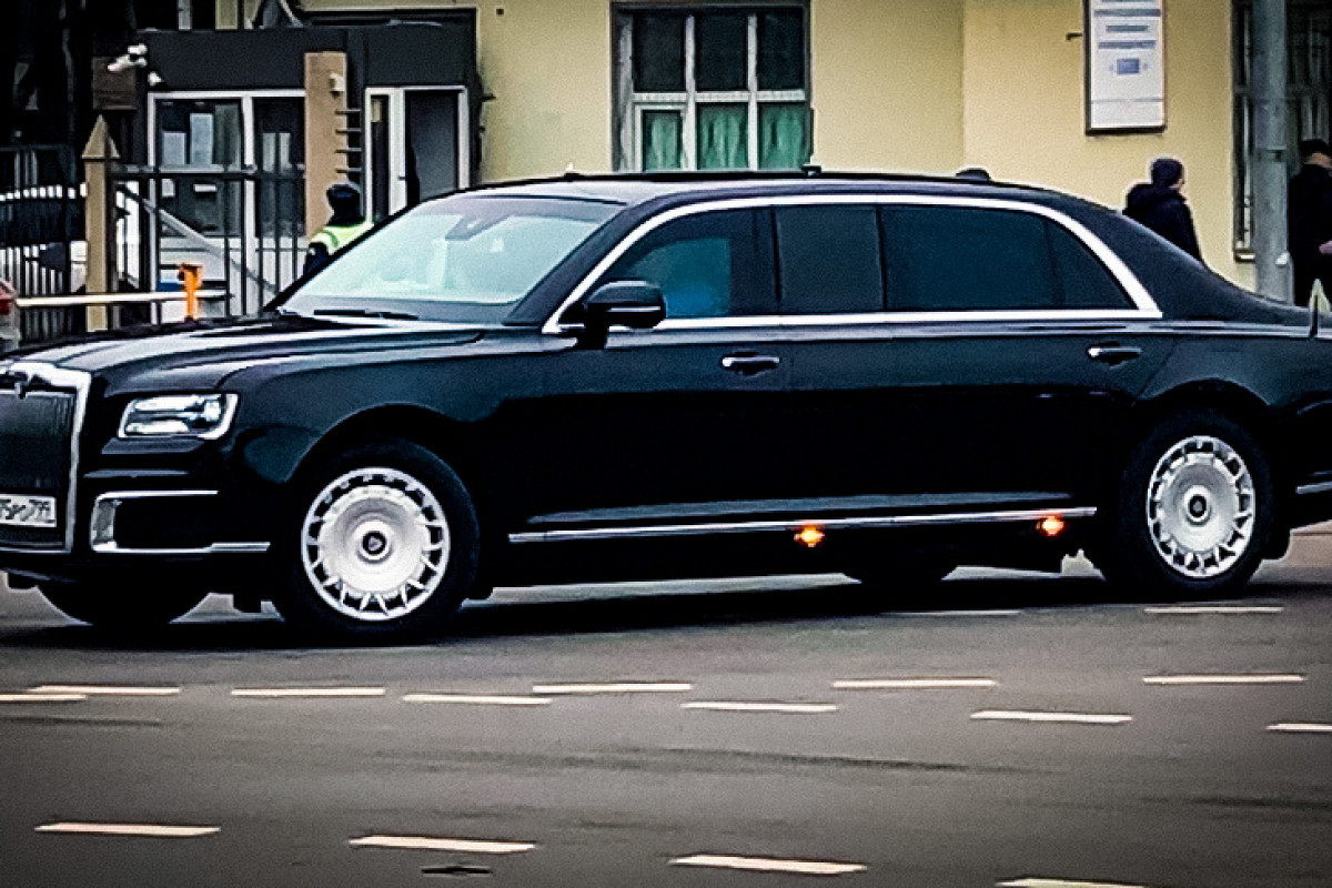 Aurus senat limousine l700