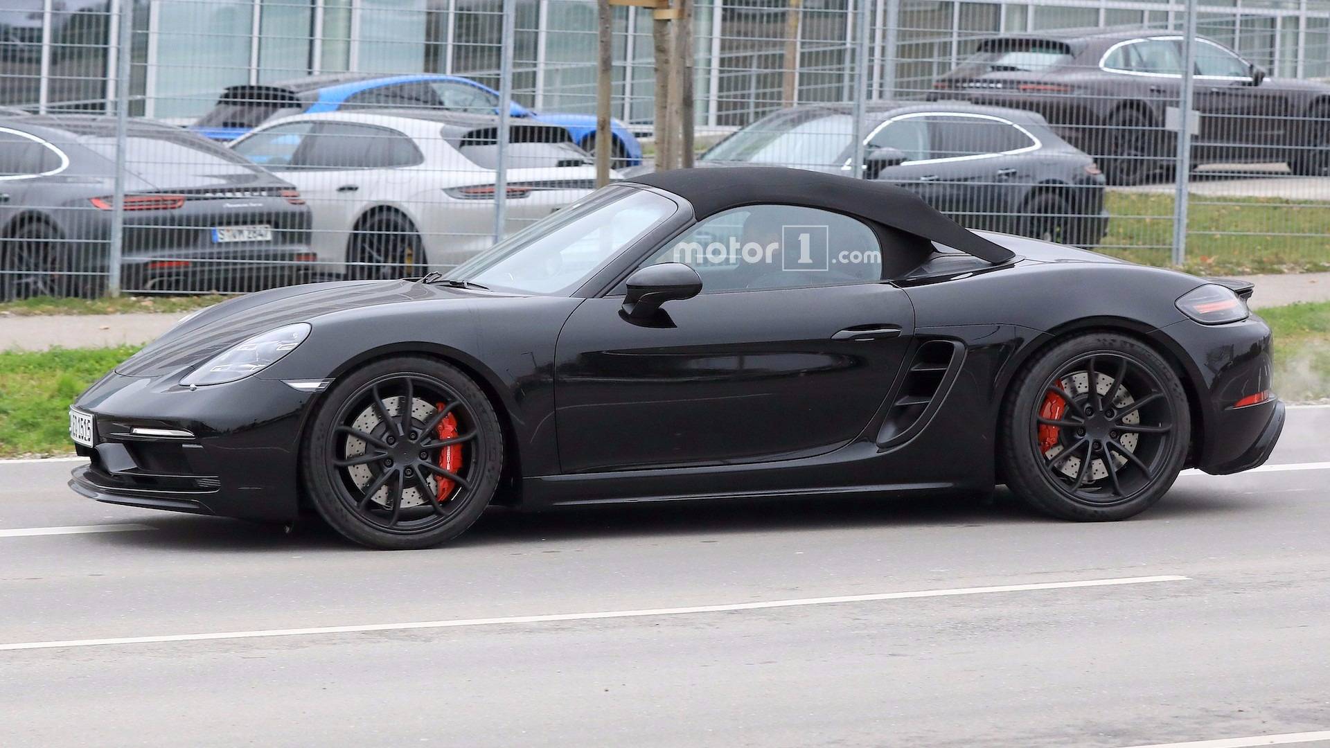 Spyder: Porsche 718 Boxster gets an engine upgrade from its Big Brother.