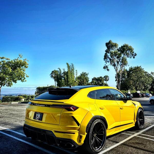 FormaCar: Рэпер Chief Keef покрасовался своим ярко-желтым Lamborghini Urus