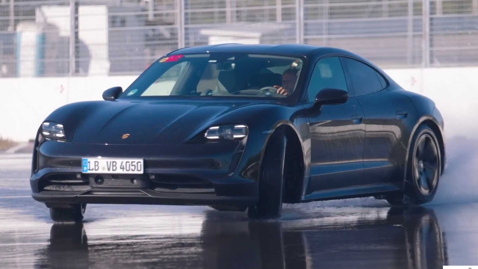 Максимальная скорость порше тайкан