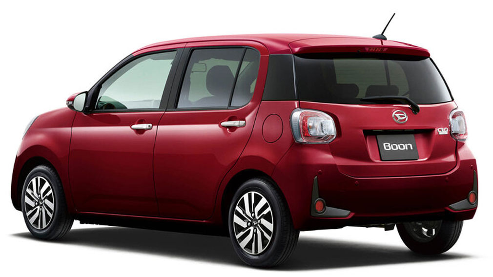 Daihatsu boon toyota