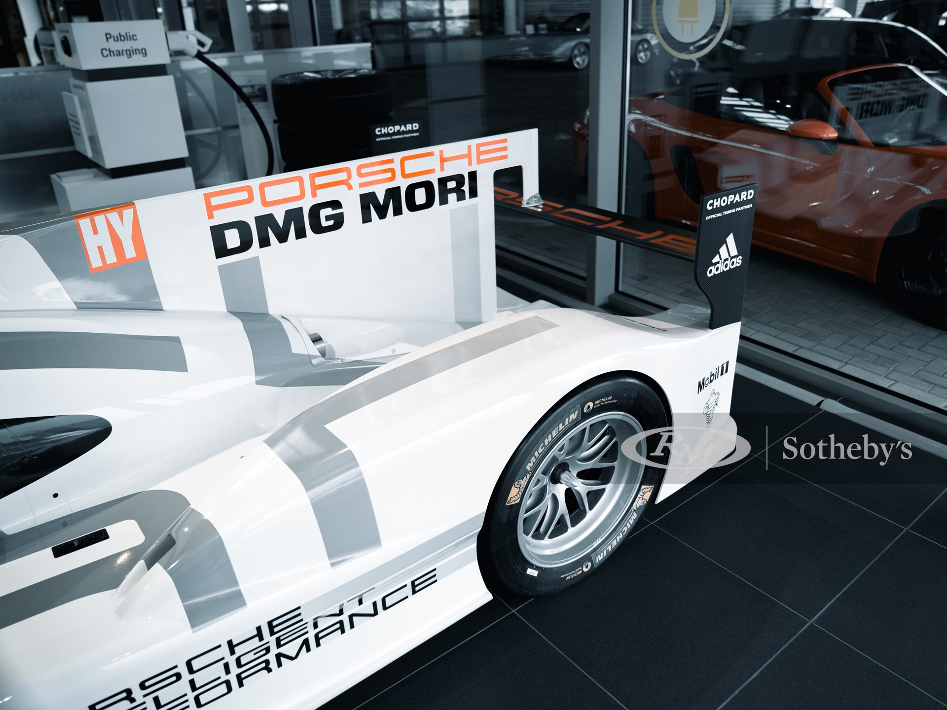 Download FormaCar: Check out a Porsche racer mock-up priced like a ...