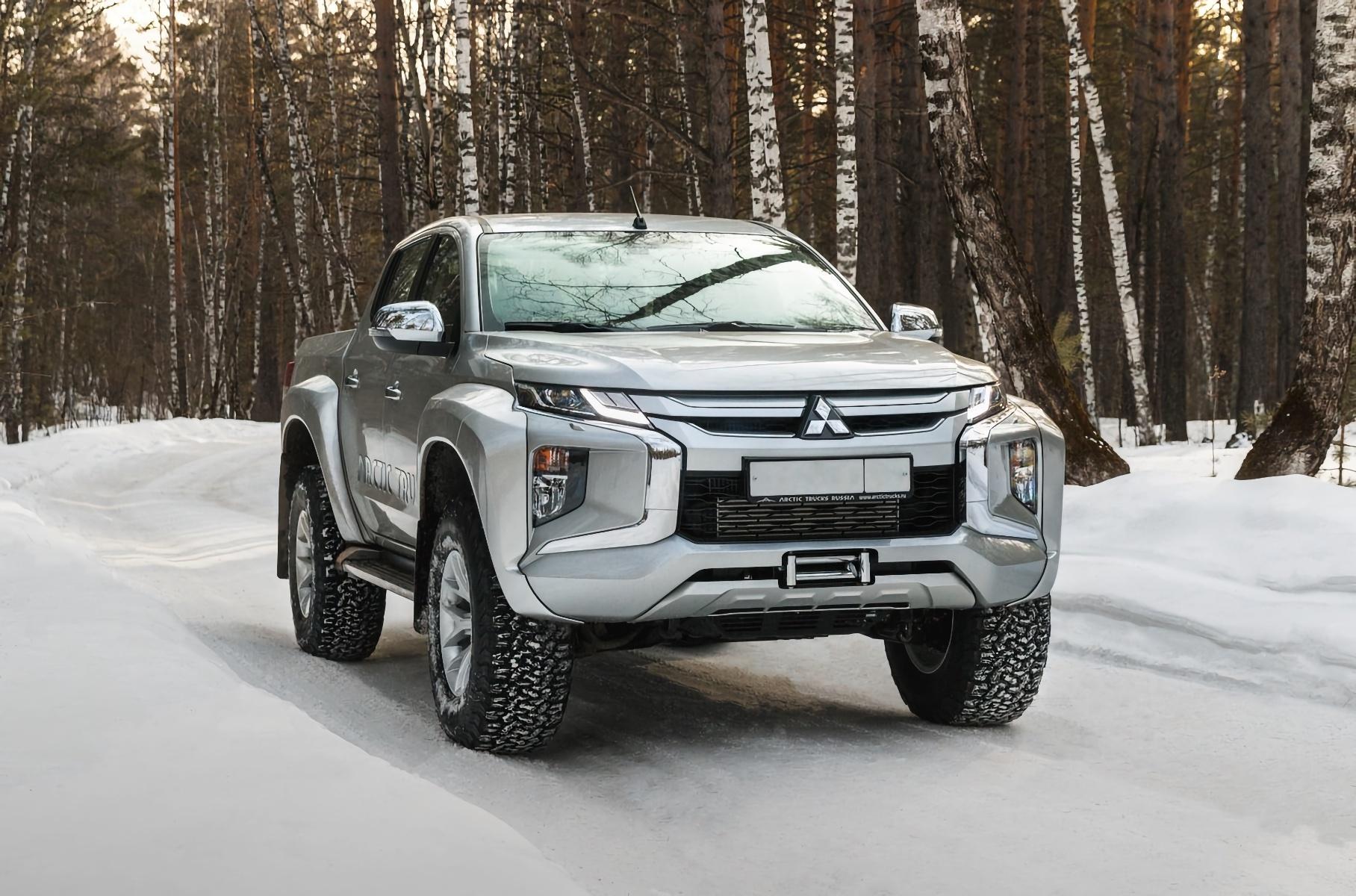 Mitsubishi arctic trucks