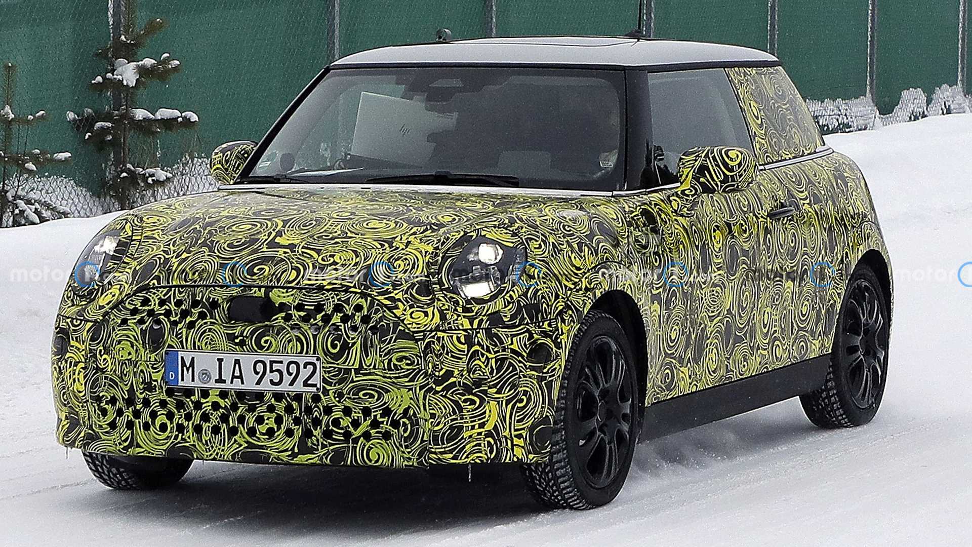 FormaCar New Mini 3 Door Hatch Spotted Testing